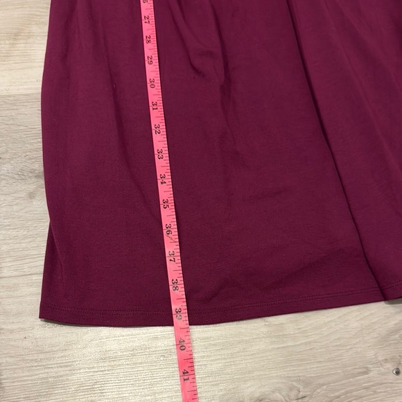 Ann Taylor Berry color  Twist front V-Neck  Midi Dress. - Picture 8 of 8